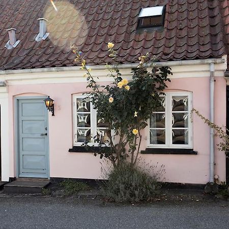 Skont Fiskerhus. Taet Pa By, Havn Og Havet Villa Marstal Ngoại thất bức ảnh