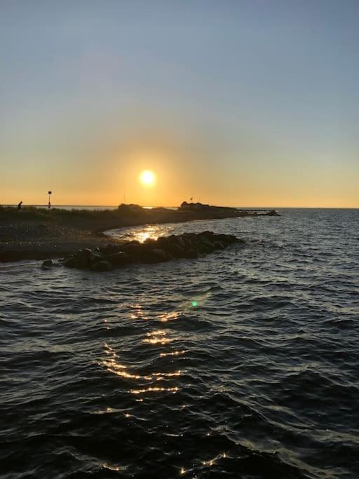 Skont Fiskerhus. Taet Pa By, Havn Og Havet Villa Marstal Ngoại thất bức ảnh